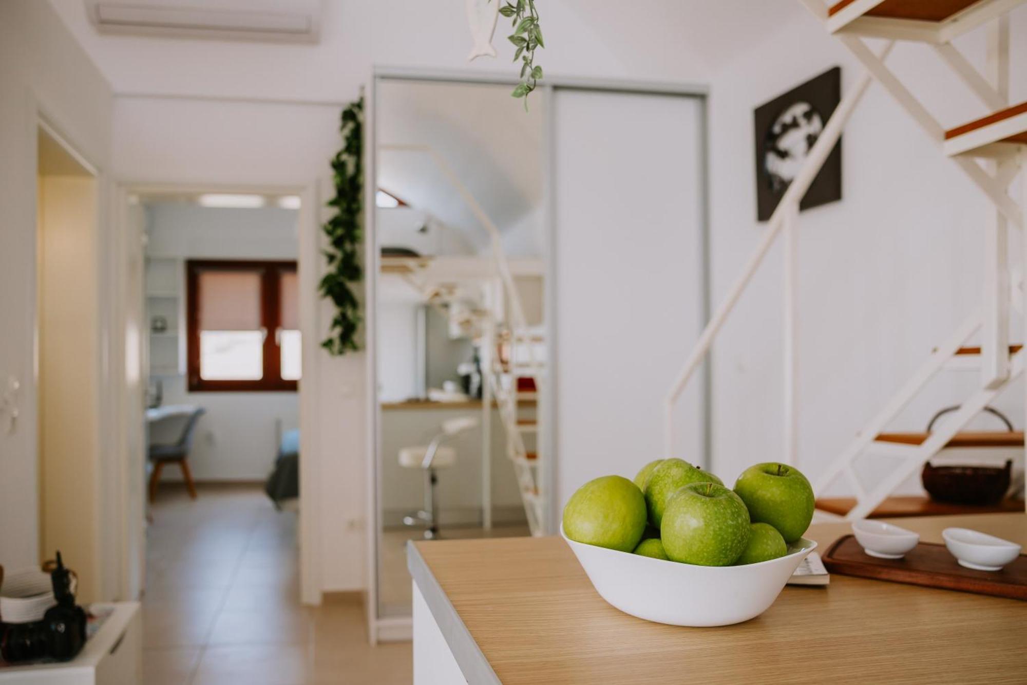 Sun Stories Suites Vóthon المظهر الخارجي الصورة